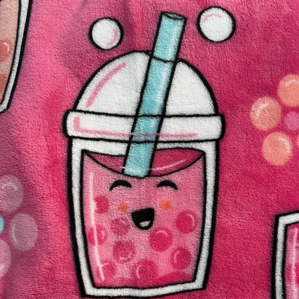 Betsey Johnson Pink Ultra Plush Boba Tea Drink Throw Blanket 50 x 60 NWT